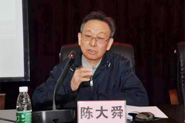 这位湖南老中医 铁了心只做中医 想挂他的号 先排上几天