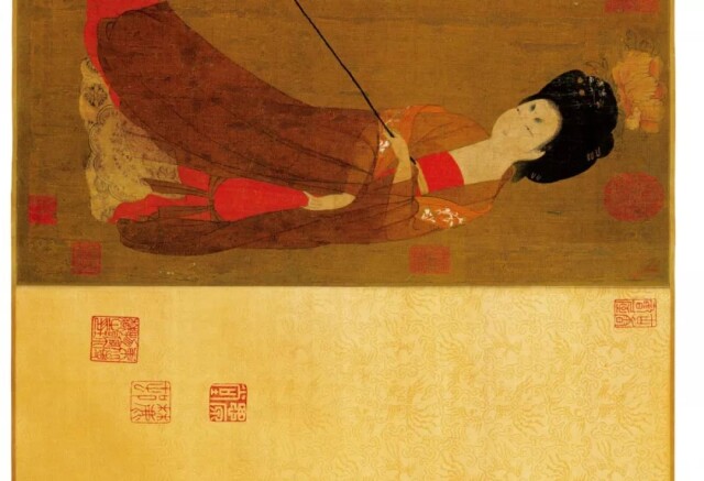 跨越古今，国画《簪花仕女图》画的是什么？