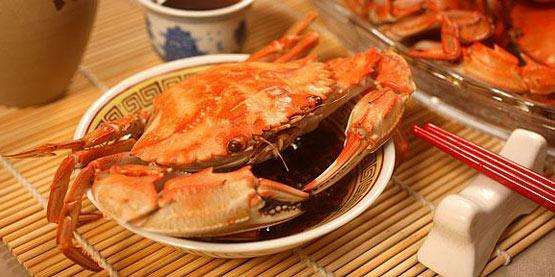 专家告诉您螃蟹该怎么吃？千万别吃错了！