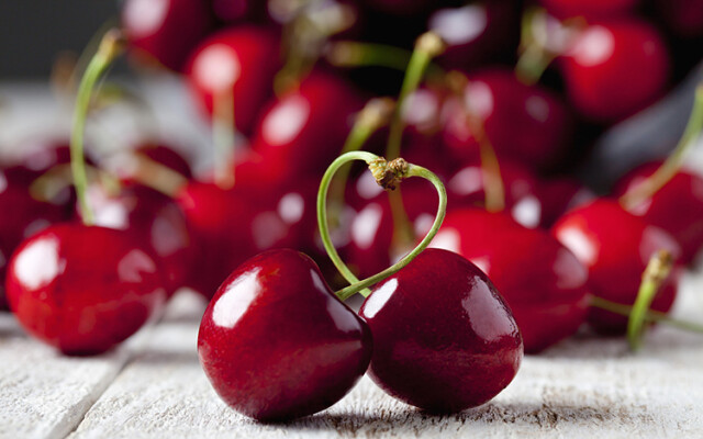 女人35岁后，面临四大“健康坎”, 通关有诀窍！