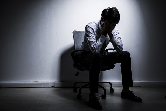 头晕脑胀，腰酸腿软，甚至不育！男性滑精怎么办？