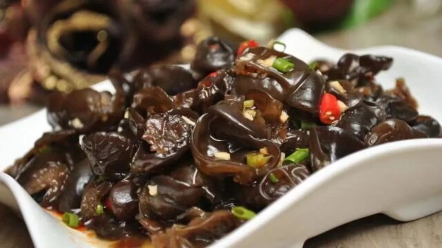 吃黑木耳中毒?都是泡发不当惹的祸