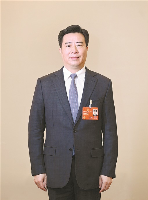 全国人大代表黎春秋：加快建设怀化国际陆港 融入西部陆海新通道