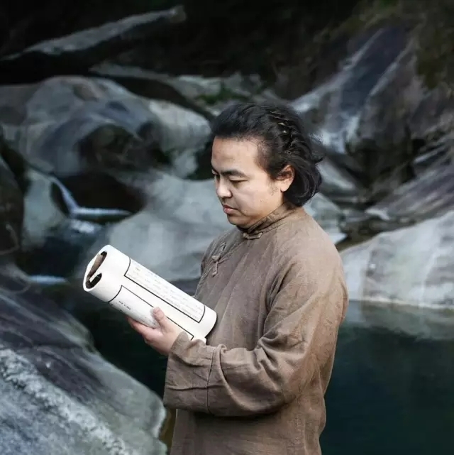 十年游走中国名山大川,受教于李凤云,曾成伟,李祥庭,赵家珍,顾泽长