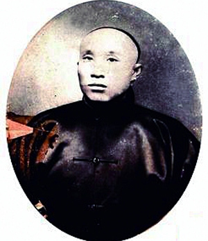 周达武宗族本姓朱,系明朝皇室吉王朱见浚的后裔.