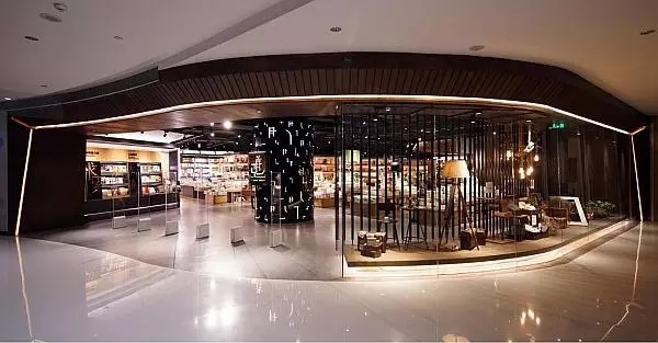 定王台最大的书店离开了这里有你的青春吗