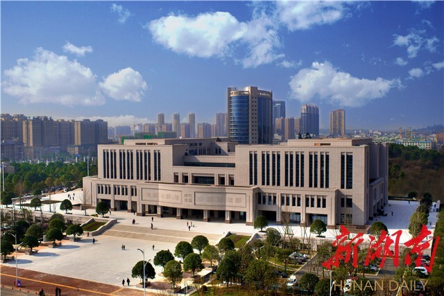 2017年,以金唐公路,岳宁大道,益娄高速等重点交通干线建设推进,宁乡