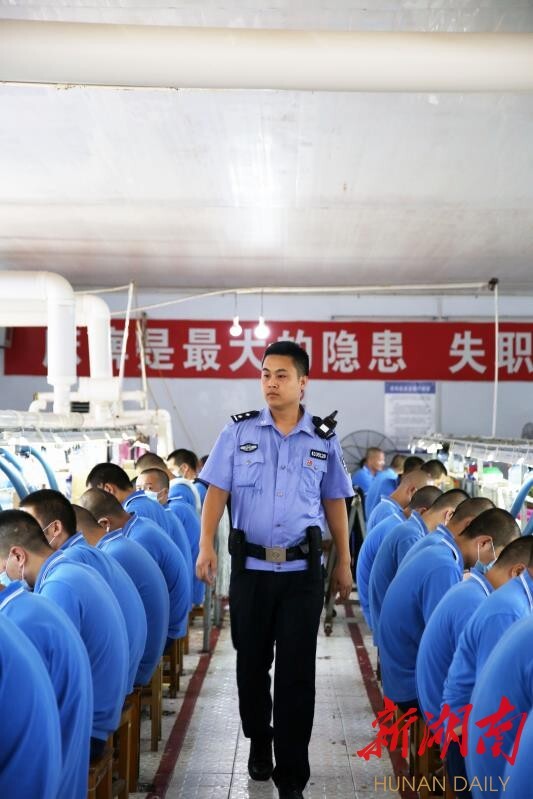 戒毒所里的"兵"风采