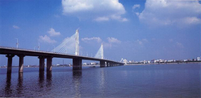 银盆岭大桥,原名"湘江二桥""北大桥".