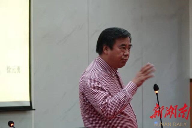 南京师范大学音乐学院院长,教授徐元勇围绕"专业硕士音乐教育方向课程