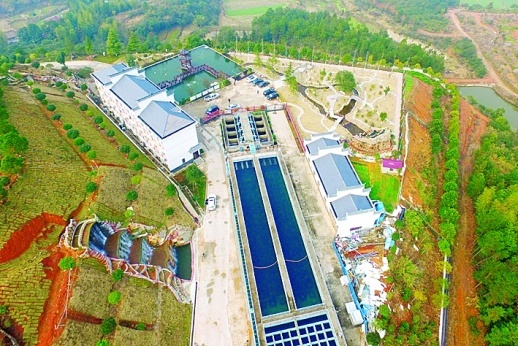 1月22日,醴陵市官庄镇官庄村,入村到户的乡村公路.