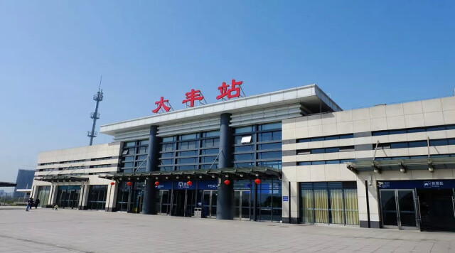 今起从株洲坐城铁去长沙多了24趟车平均半小时一趟