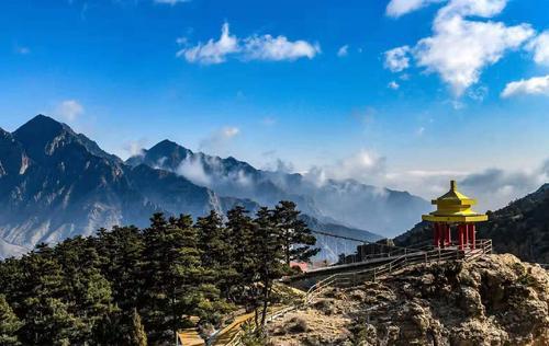 文丨石峰岗回忆是人生的酵母,到了一定年龄,时间会