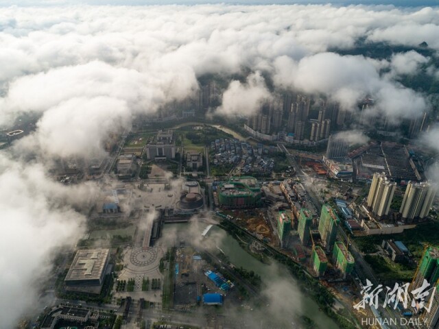 雨后云海 新湖南