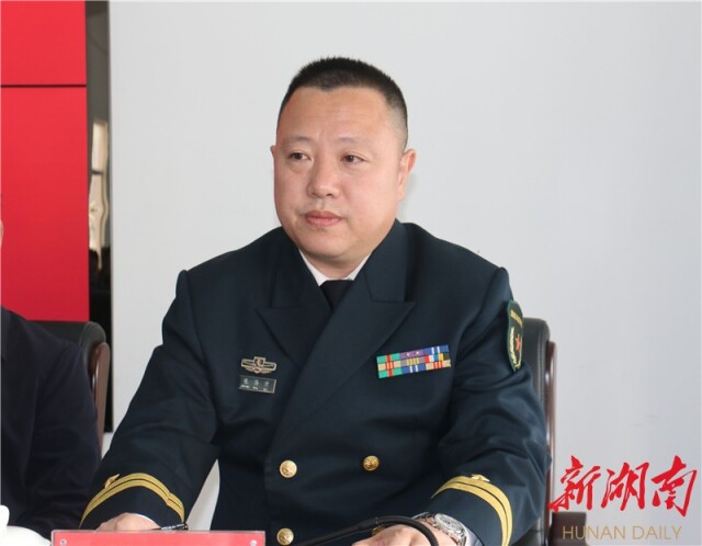 张海波任岳阳县人武部部长