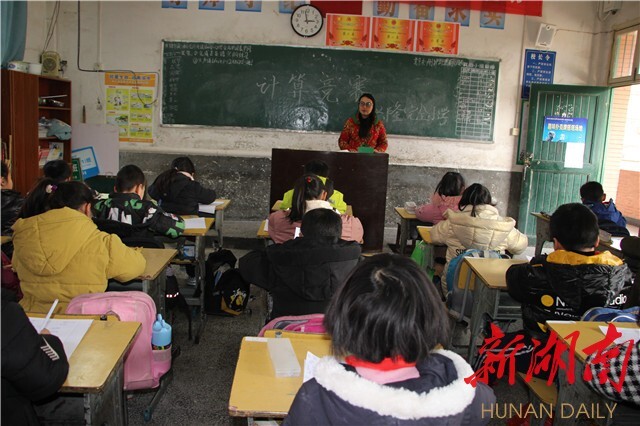 新晃兴隆小学:千余学子争当神算手