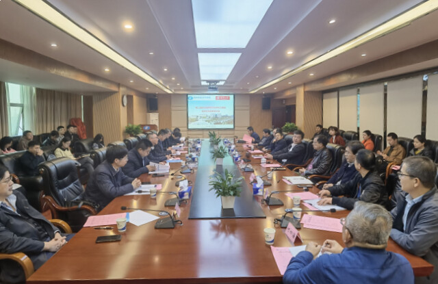 湖南财政经济学院与湘潭大学第二届联合培养研究生师生见面会举行