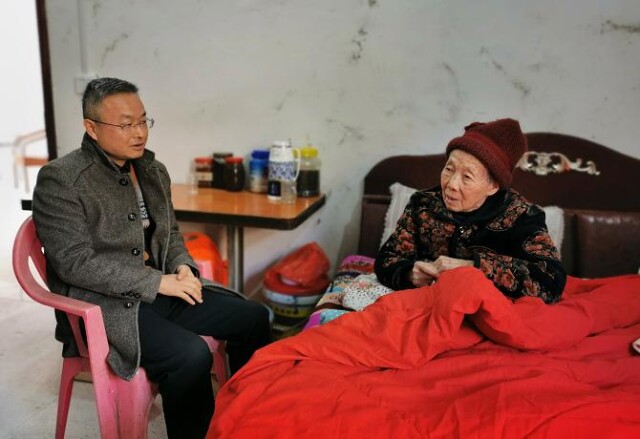 刘钟理赴江口村开展乡村振兴调研和帮扶慰问活动