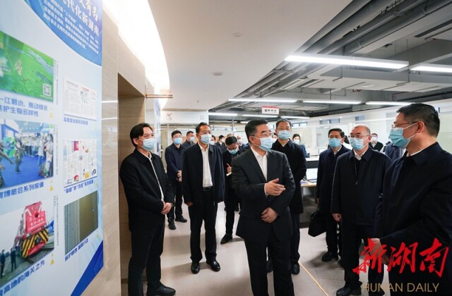 张庆伟在省直主要新闻出版单位调研座谈:努力办好党报党台党刊党网主流媒体 不断提升传播力引导力影响力公信力