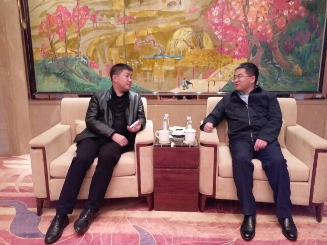 唐前松与中国天楹董事长严圣军会谈