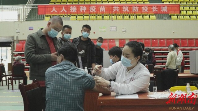 会同县有序推进新冠病毒疫苗序贯加强免疫接种工作