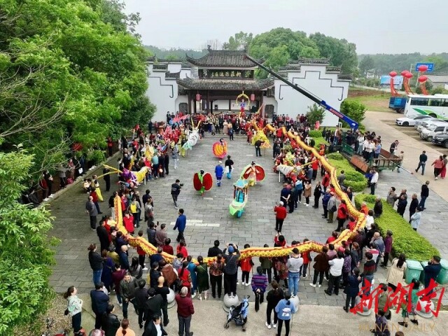 左公故里真韵味！社火“点亮”樟树港辣椒文化旅游推广周