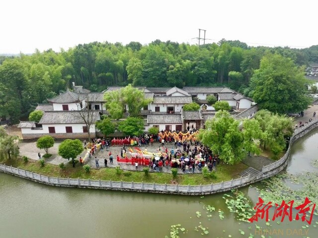 左公故里真韵味！社火“点亮”樟树港辣椒文化旅游推广周