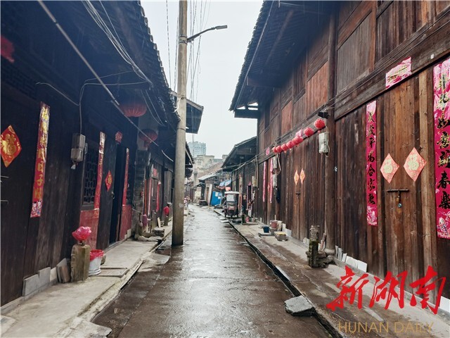 快时代·慢时光 | 武冈木货街:雕花屋檐下,满街木飘香