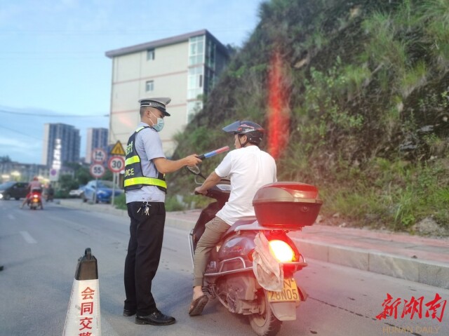 会同交警持续夜查 连查6起酒后驾驶！