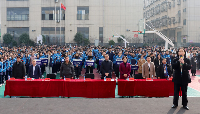 十年磨一剑，百日铸辉煌——长沙市唯上商务科技学校隆重举行高考誓师大会