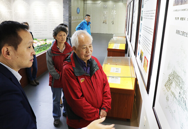 私立厚生会计讲习所创办人王季范后人到湖南财政经济学院访谈