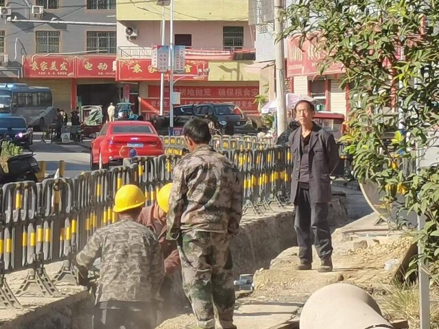 中方县：建好污水管网“里子” 撑起美丽乡村“面子”