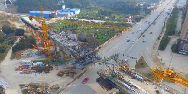 长株潭城际铁路西延线穿尖山明年底建成