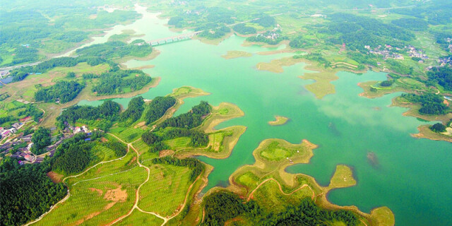 古苗河国家湿地公园紫霞湖美如画