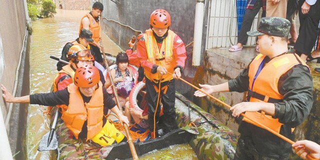 众志成城 防汛抗灾