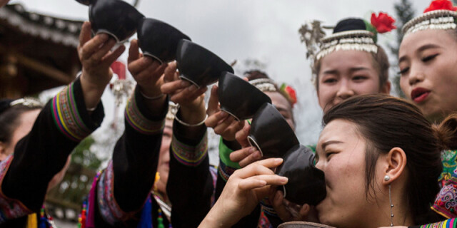 游起来 乐起来 干起来