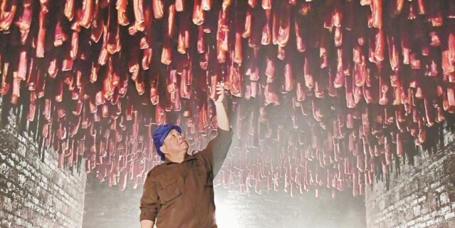 【决胜2020&mdash;&mdash;扶贫印记】腊肉飘香 带动增收