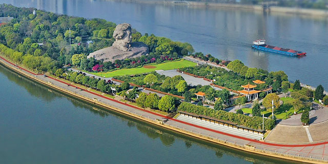 创意海报丨2021年经济工作怎么干