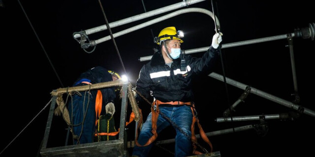 【春运进行时】高铁&ldquo;蜘蛛侠&rdquo;连续3载主动留在工区过年