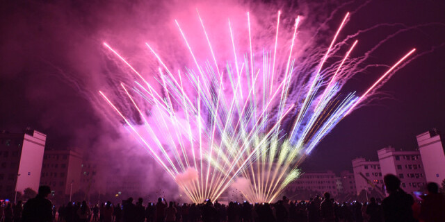 就地过年 暖入心田