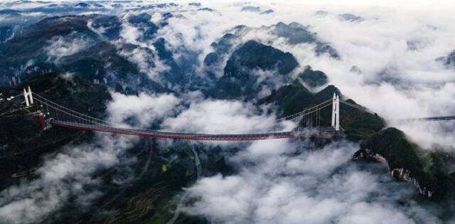 云端上的矮寨大桥