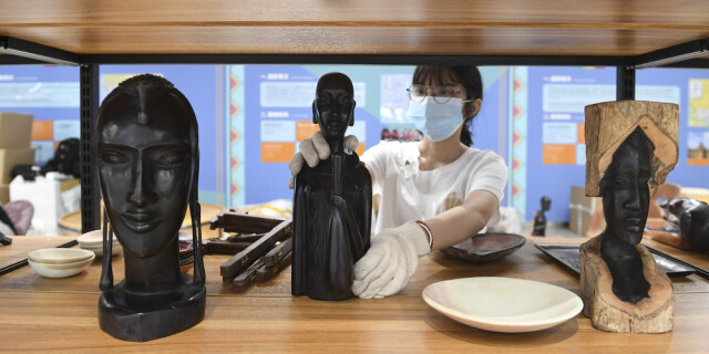 中非经贸博览会常设展馆正式开放