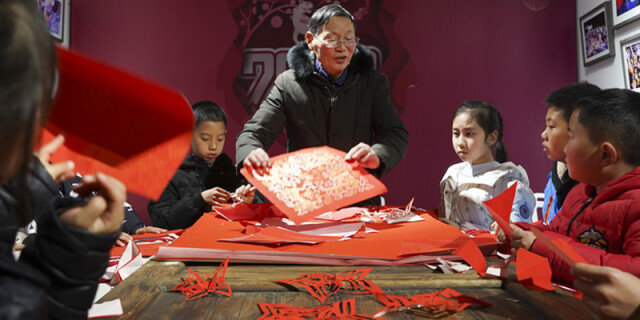 窗花里的中国年