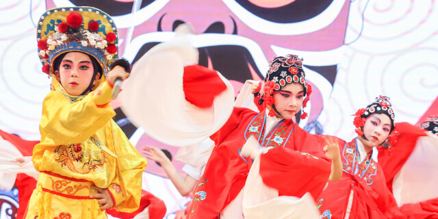 &ldquo;艺&rdquo;动校园