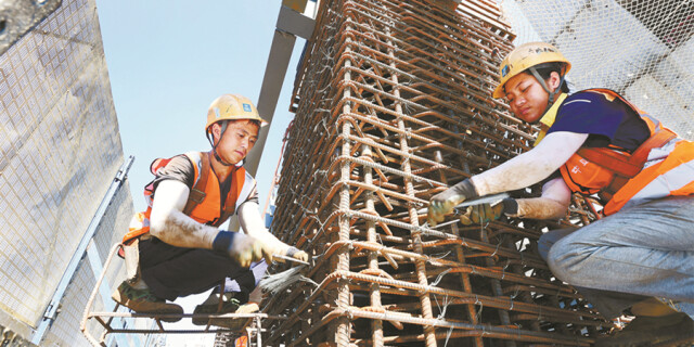 错时施工避高温保安全