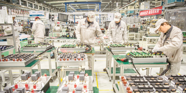 生产线上赶订单