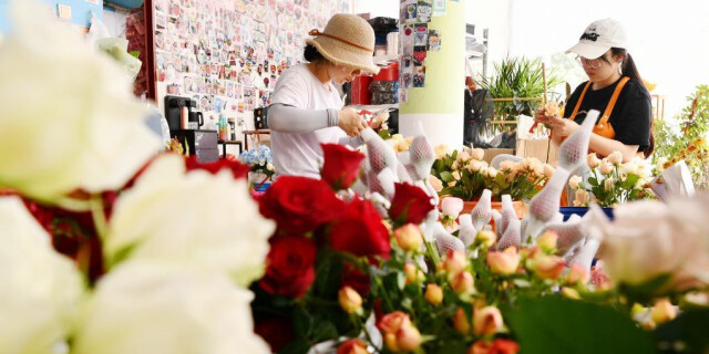 &ldquo;七夕&rdquo;将至 鲜花俏销