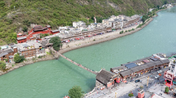 赓续长征精神 奋进复兴征程丨雪山·草地·江河——巴蜀大地回响长征号角