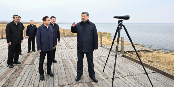 习近平在内蒙古乌兰察布考察