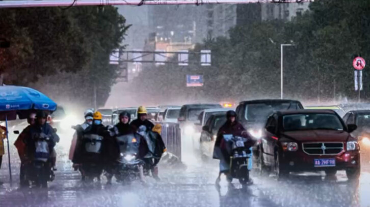  江南春雨提前开始，湖南短暂回暖后将迎持续降雨 